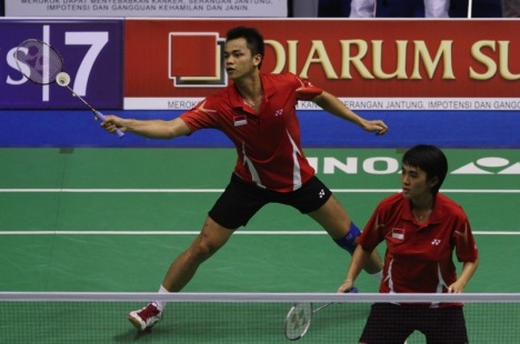 Hendra April Gunawan, left, and Vita Marissa lost in the mixed doubles final to Chinese duo He Hanbin and Yu Yang.