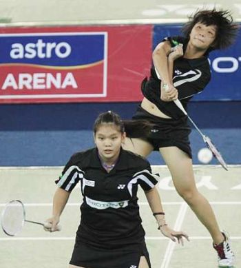 Good appetite: Chaw Mei Kuan and Lee Meng Yean (foreground) won the KL Open last month.