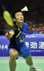 Chen Long of China returns a shuttlecock to Hafiz of Malaysia during the Thomas Cup quarter-finals in Wuhan, May 23, 2012