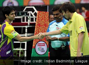 S Tanongsak of Hyderabad Hotshots takes first game against Parupalli Kashyap of Banga Beats 21-20