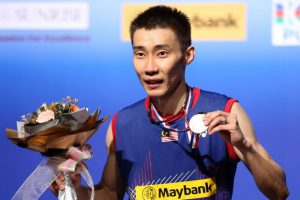 World No.1 Lee Chong Wei with the BWF Super Series Finals winner's medal after he easily beat Tommy Sugiarto of Indonesia 15-10, 15-12 in the final at the KL Badminton Stadium on Sunday for his fourth year-end Finals title