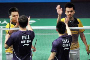 Hoon Thien How and Tan Wee Kiong who beat All-England champions Liu Xiaolong-Qiu Zihan on Thursday (pic) could not repeat the feat as they crashed out of the Super Series Finals after losing to South Korea&rsquo;s Kim Ki-jung-Kim Sa-rang on Friday.