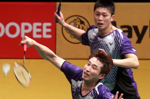 Lee Sheng-mu-Tsai Chia-hsin humbled world champions and top seeds Mohd Ahsan-Hendra Setiawan of Indonesia in the second round of the Maybank Malaysian Open. The Taiwanese pair won 21-10, 19-21, 21-13.