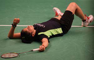 Saina fought hard before going down 21-16 10-21 19-21 to Yao Xue of China, while Sindhu lost to sixth seed Yeon Ju Bae of Korea 16-21 19-2.