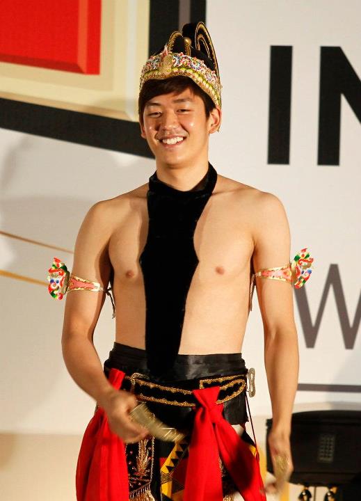 Oppa! Oppa!! Oppa!!!!! Welcome back, we miss you!!