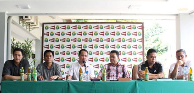 The PBSI evaluation committee members: Ricky subagja (left), Rexy Mainaky (center)