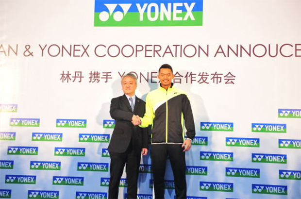 Lin Dan at the Yonex signing ceremony