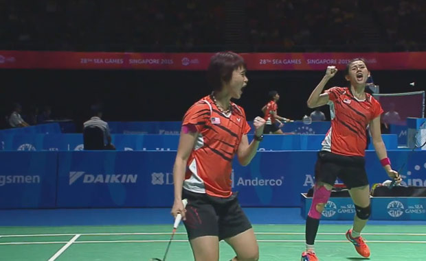 Vivian Hoo/Woon Khe Wei are on course to defend their SEA Games crown.