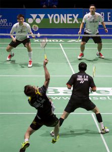 Tan Boon Heong/Koo Kien Keat cross rackets with Lee Sheng Mu/Tsai Chia Hsin in the semi-final of 2016 Swiss Open. (photo: Swiss Open)