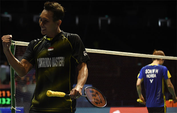 Congratulations to Sony Dwi Kuncoro for winning the 2016 Singapore Open. (photo: AFP/Mohd)