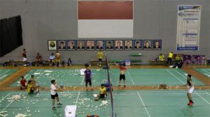 Indonesian players practice to prepare for next week's Indonesia open. (photo: PBSI)
