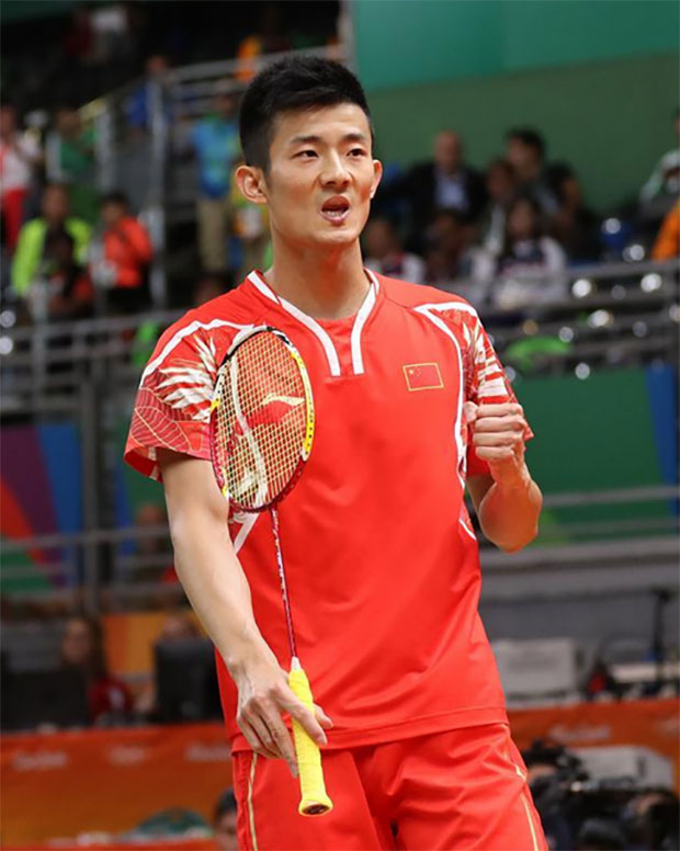 Chen Long has an easy passage to quarter-finals in Rio.