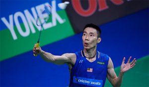 Lee Chong Wei survives a scare against H. S. Prannoy in the 2016 Denmark Open 2nd round. (photo: Lars Ronbog)