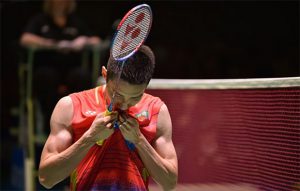 Lee Chong Wei plays badminton with big heart. Love that guy!