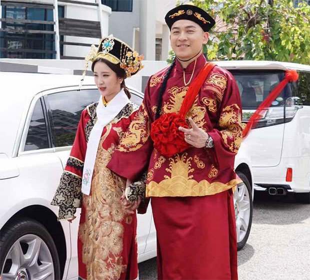 Congratulations to Tan Boon Heong and Sherlyn Tan. (photo: Tan Boon Heong's Facebook)