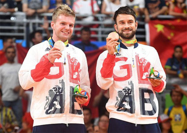 Marcus Ellis and Chris Langridge win men's doubles bronze medal at Rio Olympics. (photo: AP)
