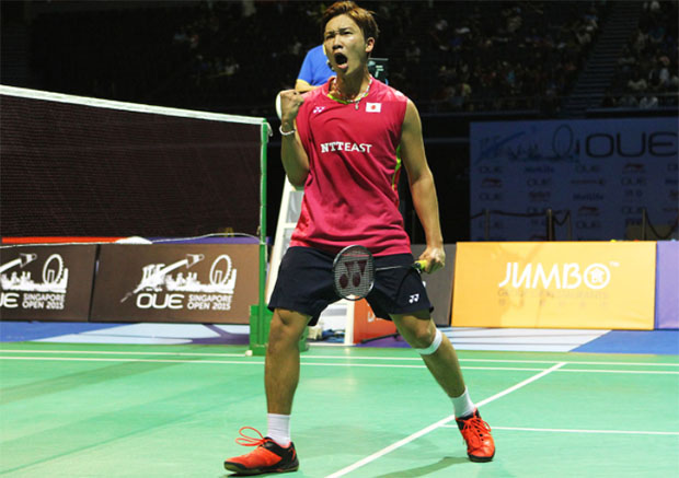 Kento Momota makes strong run at Canada Open. (photo: AP)