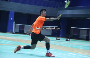 Chen Long keeps himself in top shape, strength, flexibility ahead of the World Championships.