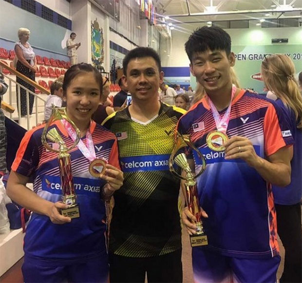 Chan Peng Soon/Cheah Yee See pose with their coach Pang Cheh Chang. (photo: Pang Cheh Chang's Facebook)