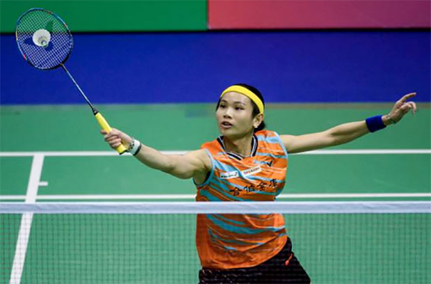 Tai Tzu Ying takes on P.V Sindhu in the 2017 Hong Kong final. (photo: AP)