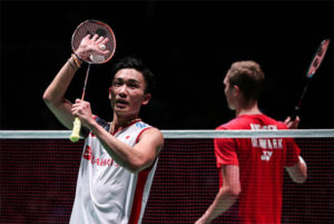 The new king of badminton is here, his name is Kento Momota. (photo: AFP)