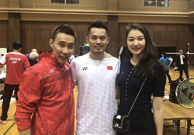 Lin Dan sends Lee Chong Wei well wishes for quick recovery and good health. (photo: Lee Chong Wei's FB)