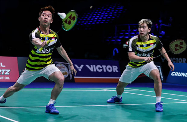 Badminton Video - 2018 Denmark Open QF - Marcus Fernaldi Gideon/Kevin Sanjaya Sukamuljo (Indonesia) vs. Takuro Hoki/Yugo Kobayashi (Japan)