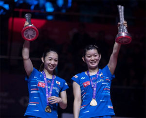 Olympic champions Misaki Matsutomo/Ayaka Takahashi win the only title for Japan in the 2018 BWF World Tour Finals. (photo: AFP)