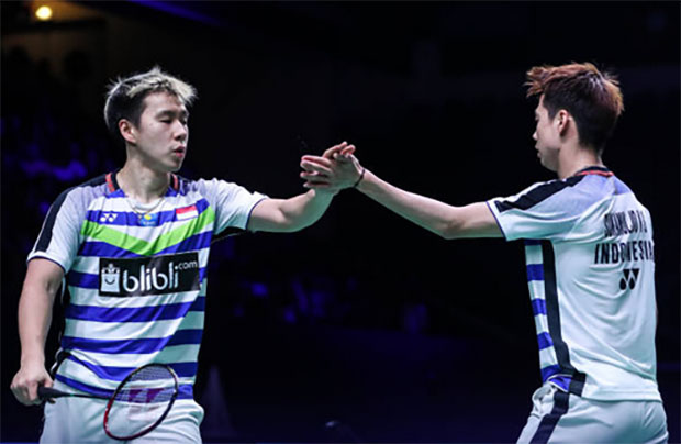Wish Marcus Fernaldi Gideon (L) a quick recovery. (photo: AFP)