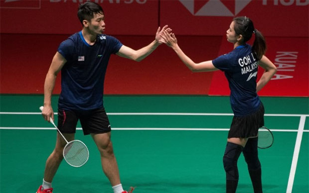 Chan Peng Soon/Goh Liu Ying hold off Goh Soon Huat/Shevon Jemie Lai 22-20, 22-20 to advance to Malaysia Masters semis. (photo: Bernama)