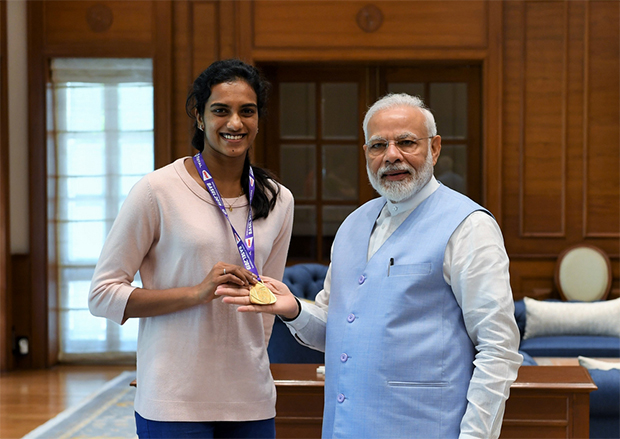 PV Sindhu meets India's Prime Minister Narendra Modi. (photo: Narendra Modi's Twitter)