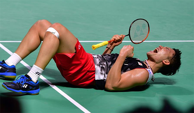 Kento Momota wins his 10th title of 2019 at Fuzhou China Open. (photo: Xinhua)