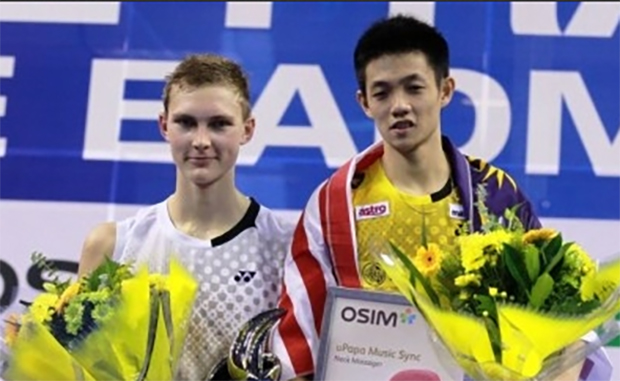 Viktor Axelsen vs. Daren Liew (R) in Toyota Thailand Open Quarters. (photo: BWF)