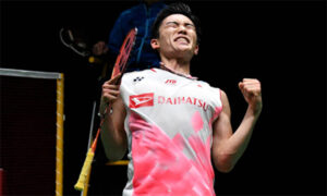 Kento Momota is the heavy favorite to win 2021 All England. (photo: AFP)