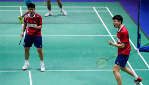 Wang Yi Lyu/Huang Dong Ping give China a comeback win against Thailand at the 2021 Sudirman Cup. (photo: Shi Tang/Getty Images)