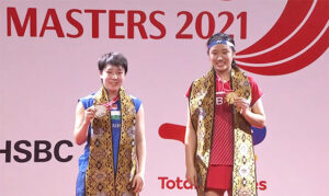 An Seyoung (R) Wins the 2021 Indonesia Masters title.