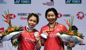Chen Qingchen (L)/Jia Yifan were supposed to play Low Yeen Yuan/Valeree Siow of Malaysia in the first round of the 2022 Swiss Open. (photo: Xinhua)