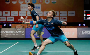 Aaron Chia/Soh Wooi Yik are going to take on Goh Sze Fei/Nur Izzuddin in the 2022 Badminton Asia Championships Semis. (photo: Bernama)