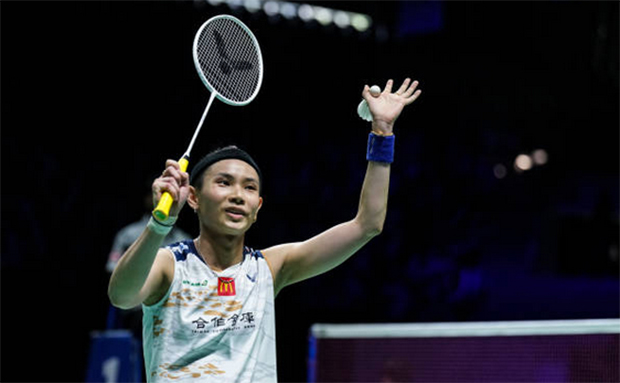 Tai Tzu Ying saves 5 match-points to beat Chen Yufei in the 2022 Indonesia Open semi-finals. (photo: Shi Tang/Getty Images)