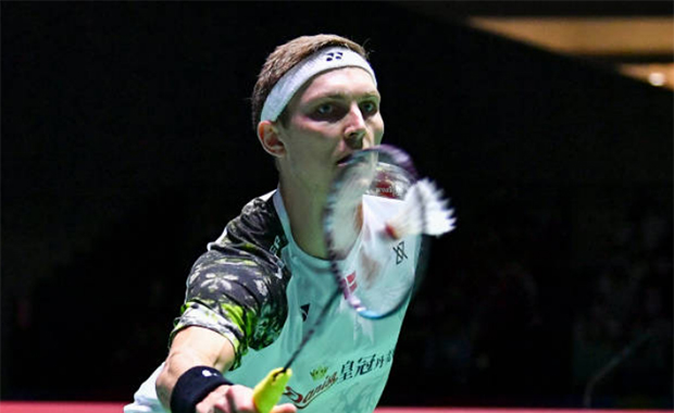 Viktor Axelsen is on course to win his second World Championships title in Tokyo. (photo: AFP/Getty Images)