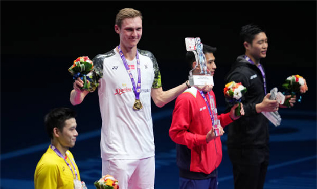 Congratulations to Viktor Axelsen for winning the 2022 World Championships. (photo: Toru Hanai/Getty Images)
