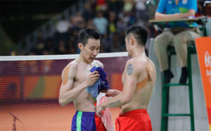 Hope Lee Chong Wei and Lin Dan can be reunited again at the Induction Ceremony on May 26, 2023, in KLCC, Kuala Lumpur. (photo: AFP)