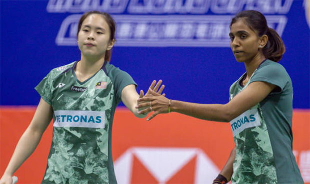 Pearly Tan/Thinaah Muralitharan the Malaysian World No. 10 women's doubles pair, will vie for the Hong Kong Open title on Sunday. (photo: Eurasia/Getty Images)