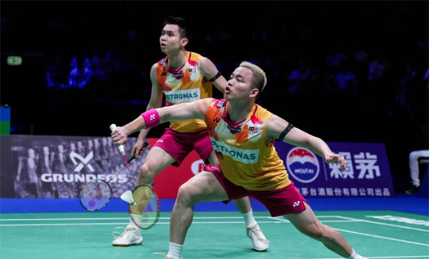 Aaron Chia/Soh Wooi Yik won the bronze medal at the 2023 Asian Games. (Photo: AFP)