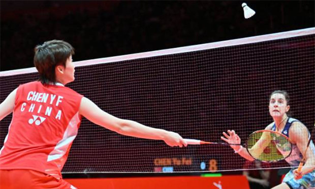 Carolina Marin (R) and Chen Yufei stand as the healthiest among the world's top five women's singles players. (Photo: AFP)