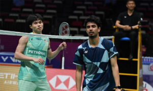 Justin Hoh in action against Australia’s Shrey Dhand at the 2025 Sudirman Cup. (Photo: Shi Tang/Getty Images)