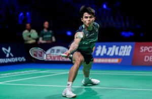 Justin Hoh reaches the 2026 Australia Open badminton quarterfinals in Sydney. (Photo: AFP)