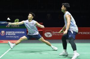 Goh Sze Fei and Nur Izzuddin Rumsani reach the 2026 Indonesia Open badminton quarterfinals in Jakarta. (Photo: AFP)